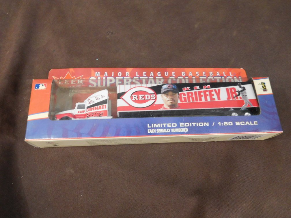 Fleer Collectibles Cincinnati Reds 1:80 Scale Superstar Collection Ken Griffey Jr. Truck, New IN Package