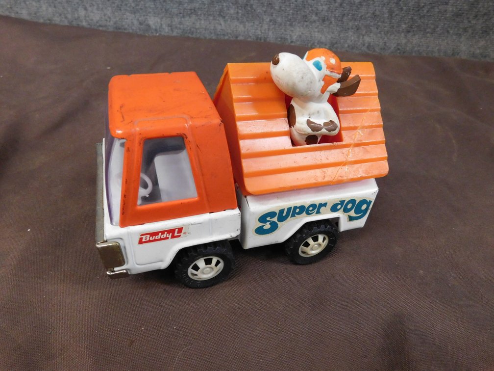 Vintage Buddy L Super Dog Toy Truck