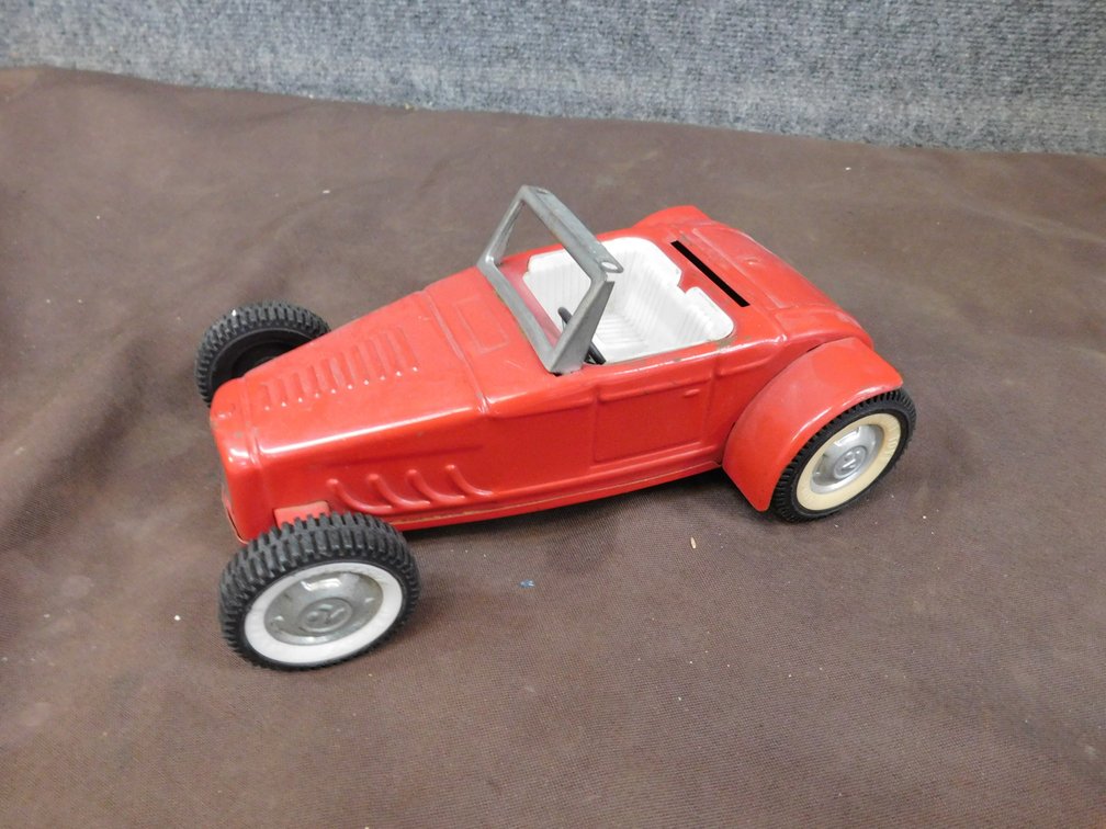 Nylint Toys Pressed Steel Toy Car