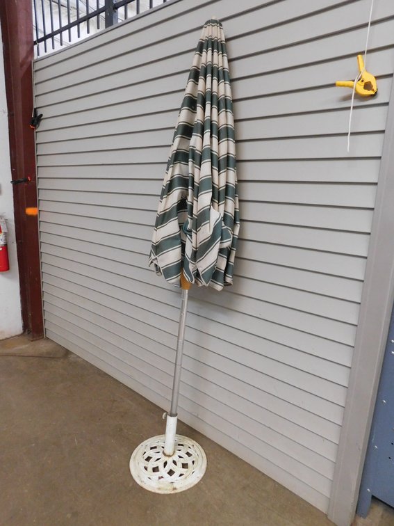 Umbrella with Metal Base