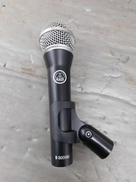 AKG D8000M Microphone
