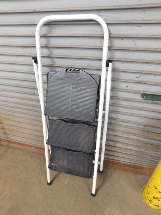 Stapleton Folding Step Ladder