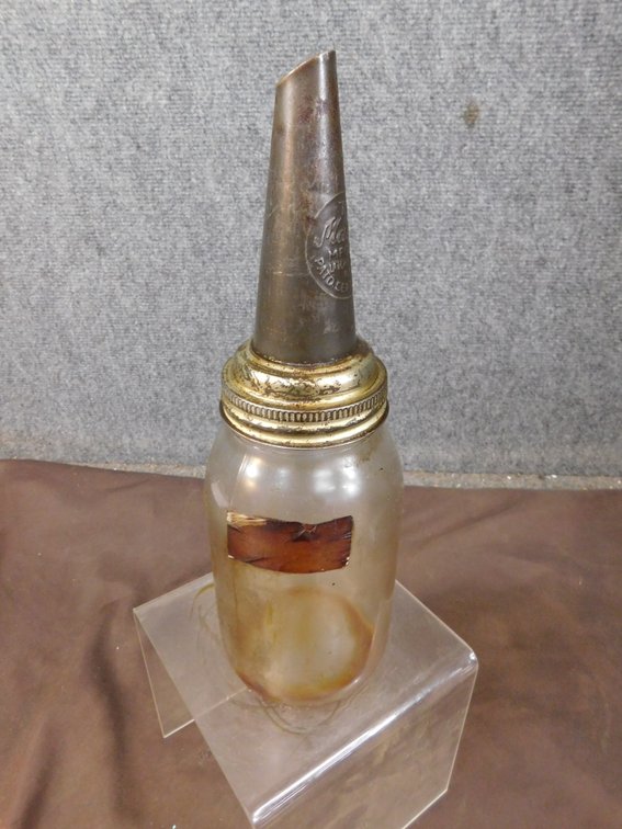 Vintage Quart Oil Jar with Top