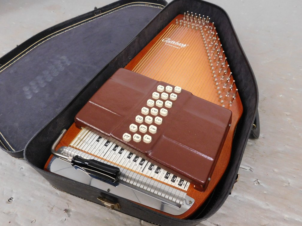 Vintage Autoharp by Oscar Schmidt