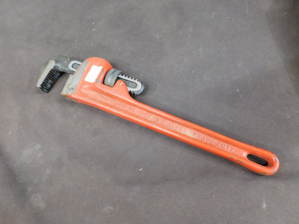 Craftsman 13" Pipe Wrench