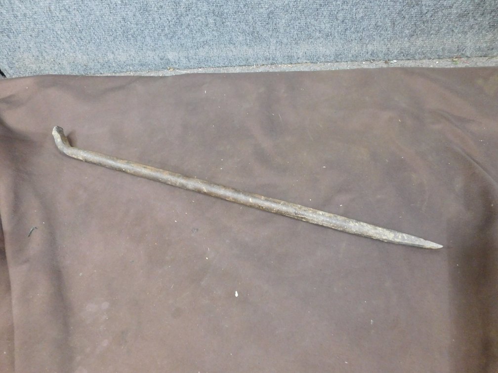 Metal Pry Bar 22"