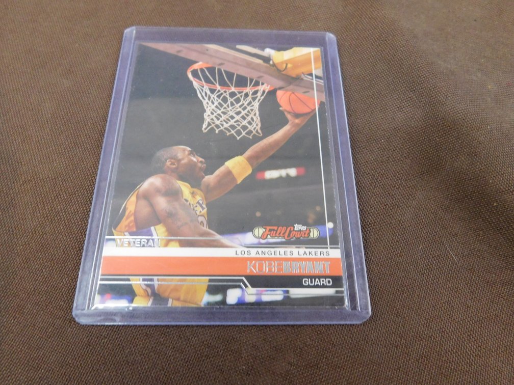 2006 Topps Full Court Kobe Bryant Card No. 20