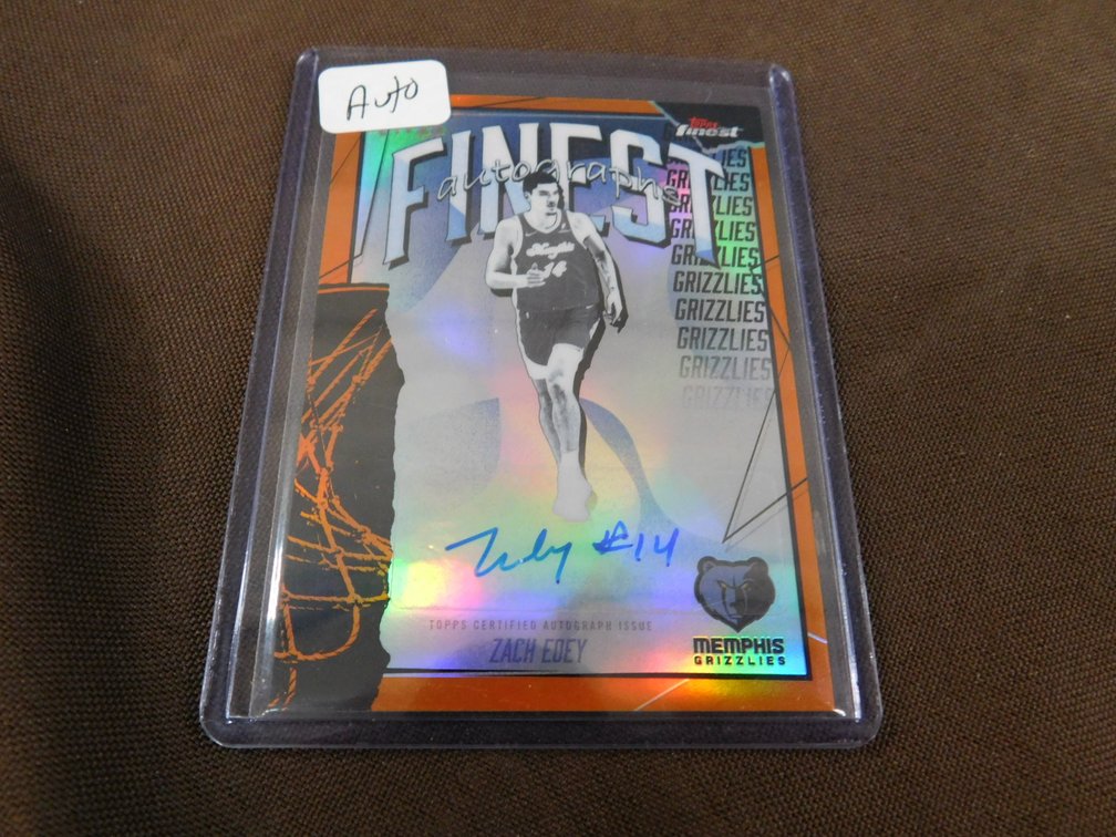 2026 Topps Finest Autographs Zach Edey Card No. FAU-ZE