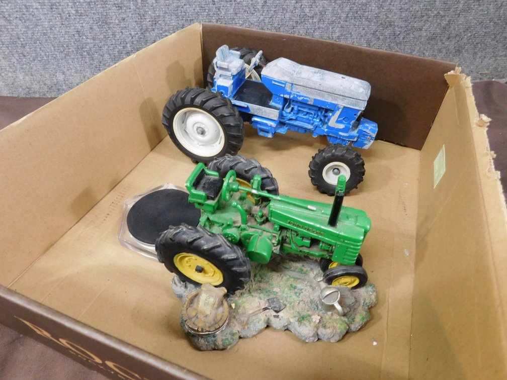John Deere Decorative Tractor, Die Cast Tractor