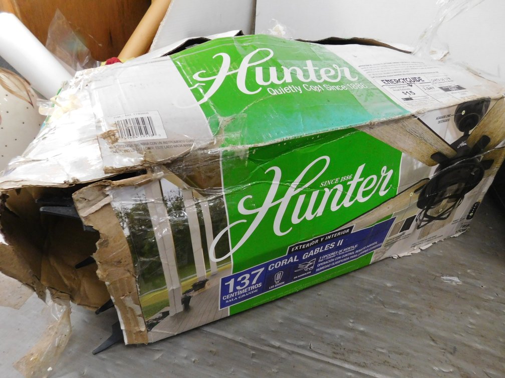 Hunter 54" Ceiling Fan, Used in Box, Unsure if Complete, Needs a Bracket