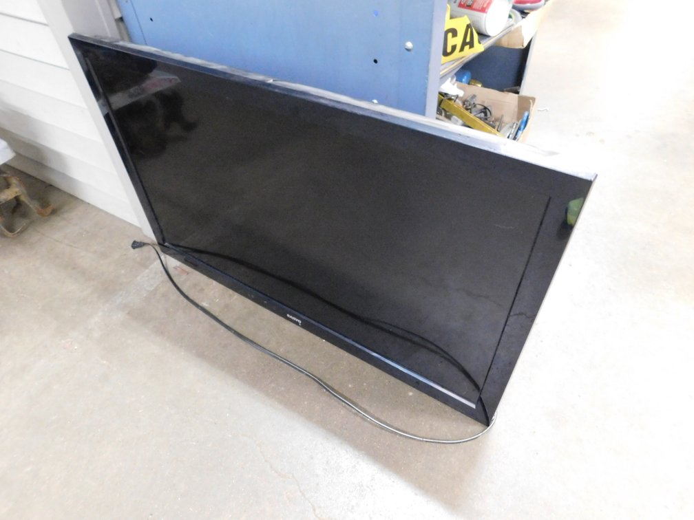 Sanyo Flat Screen TV 42", Untested
