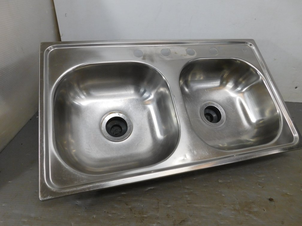 Double Basin Stainless Steele Sink 32" x 17"
