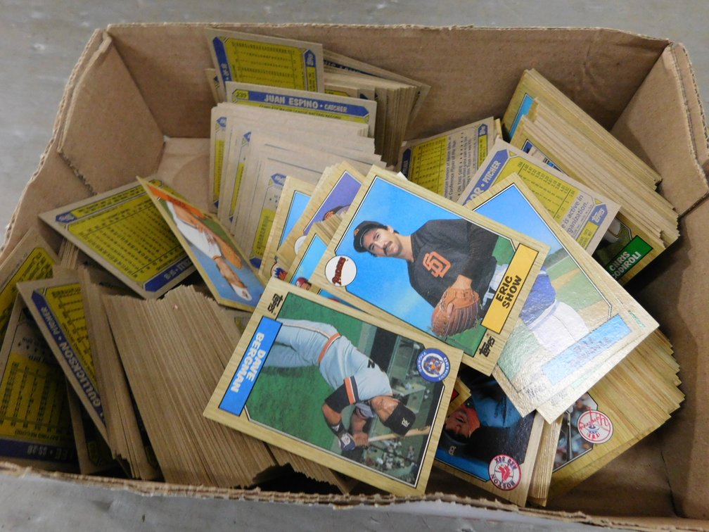 Topps Baseball Cards