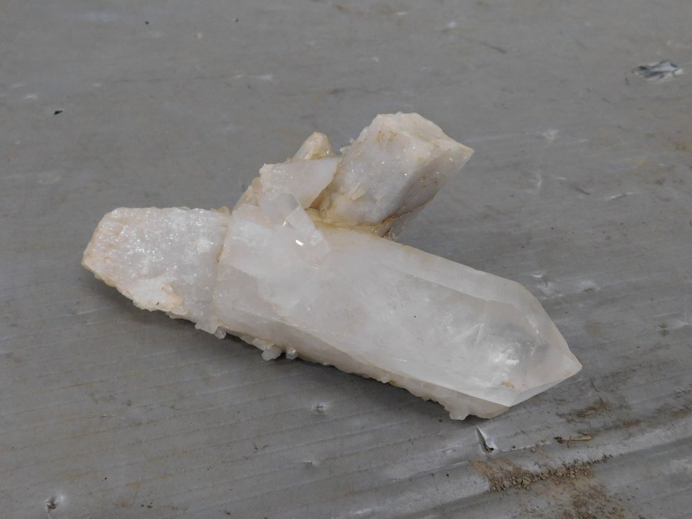 Quartz Crystal 6 1/2" L
