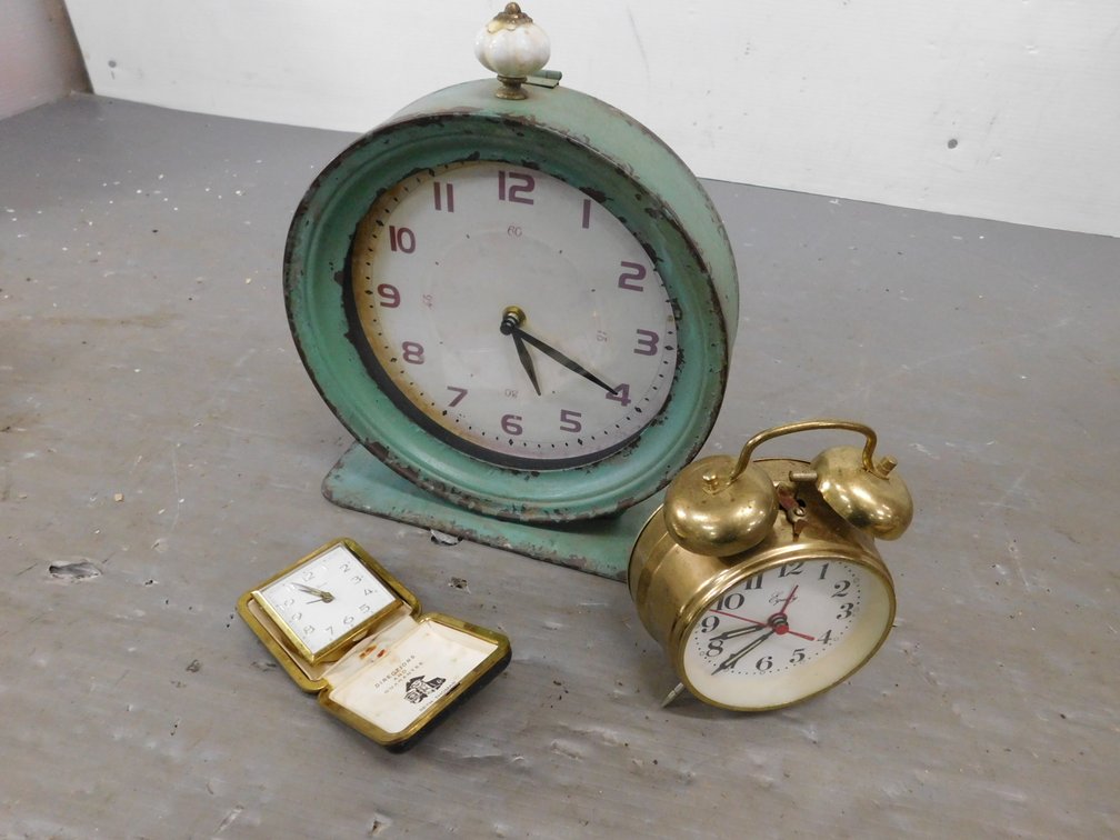 Lot of Assorted Clocks