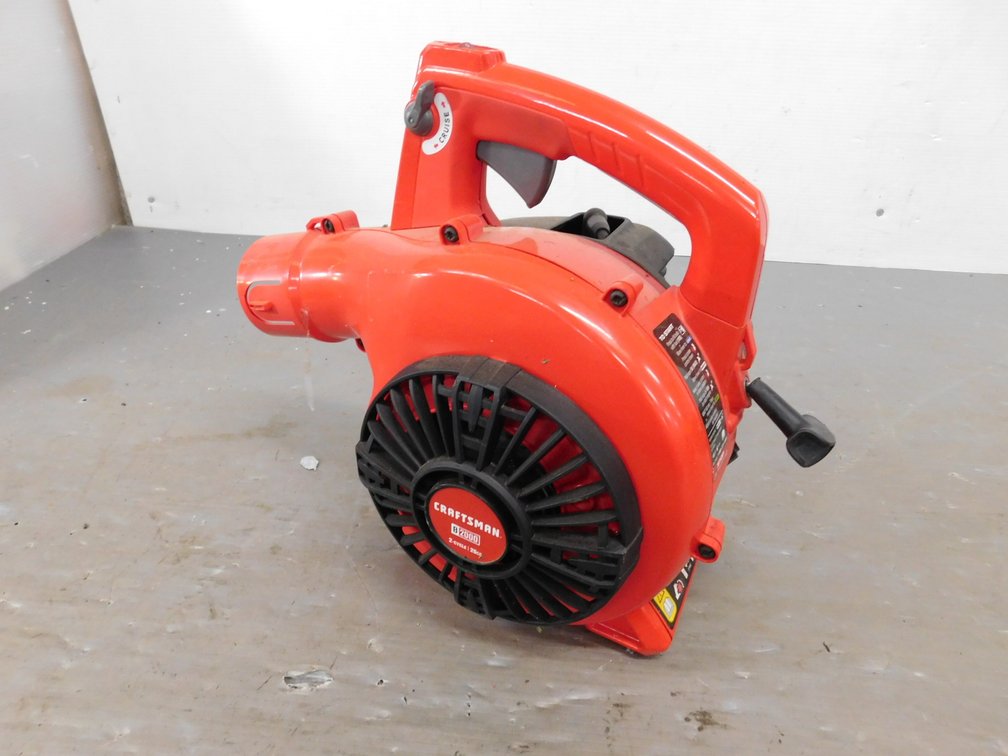 Craftsman B2000 2 Cycle 25CC Leaf Blower, Has Compression