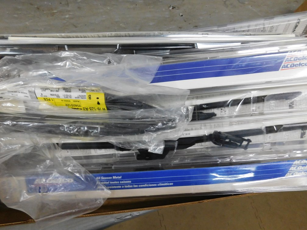 Assorted Wiper Blades