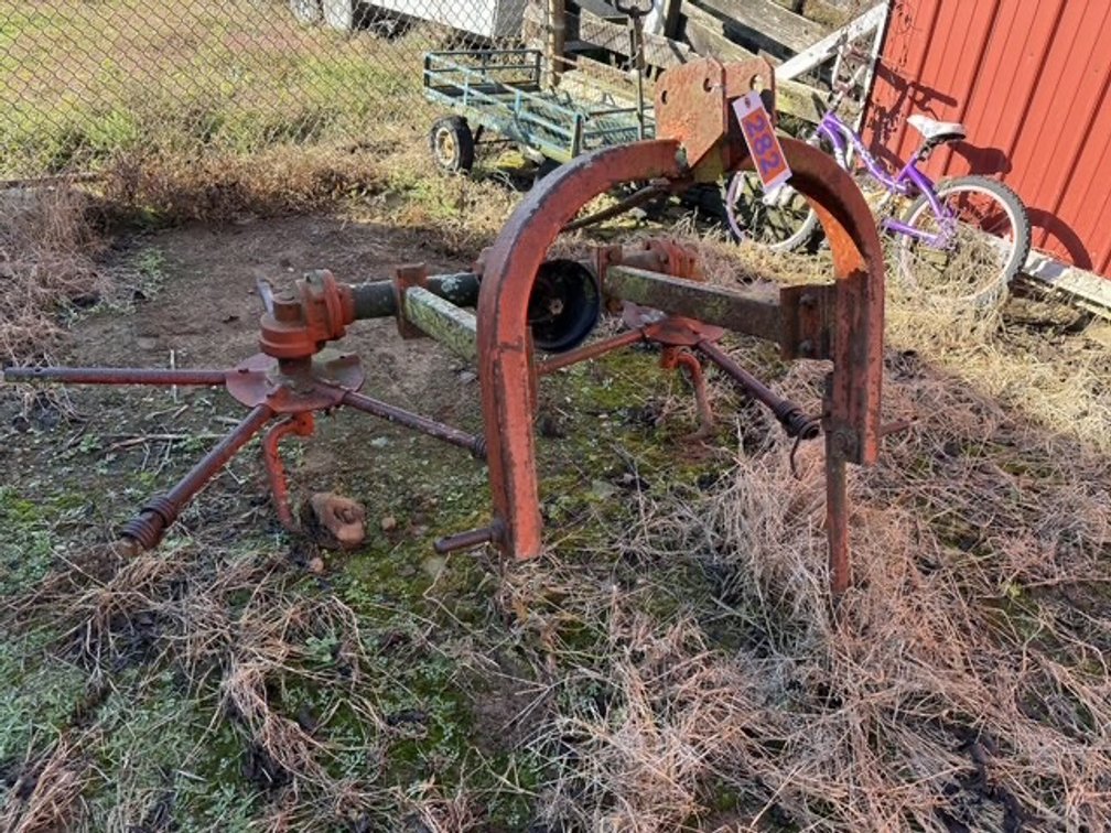 Lot 282
