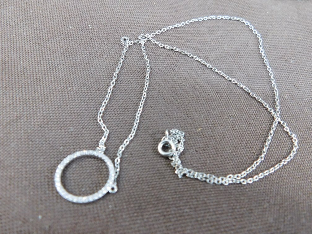 Sterling Silver Necklace and Pendant 18" chain