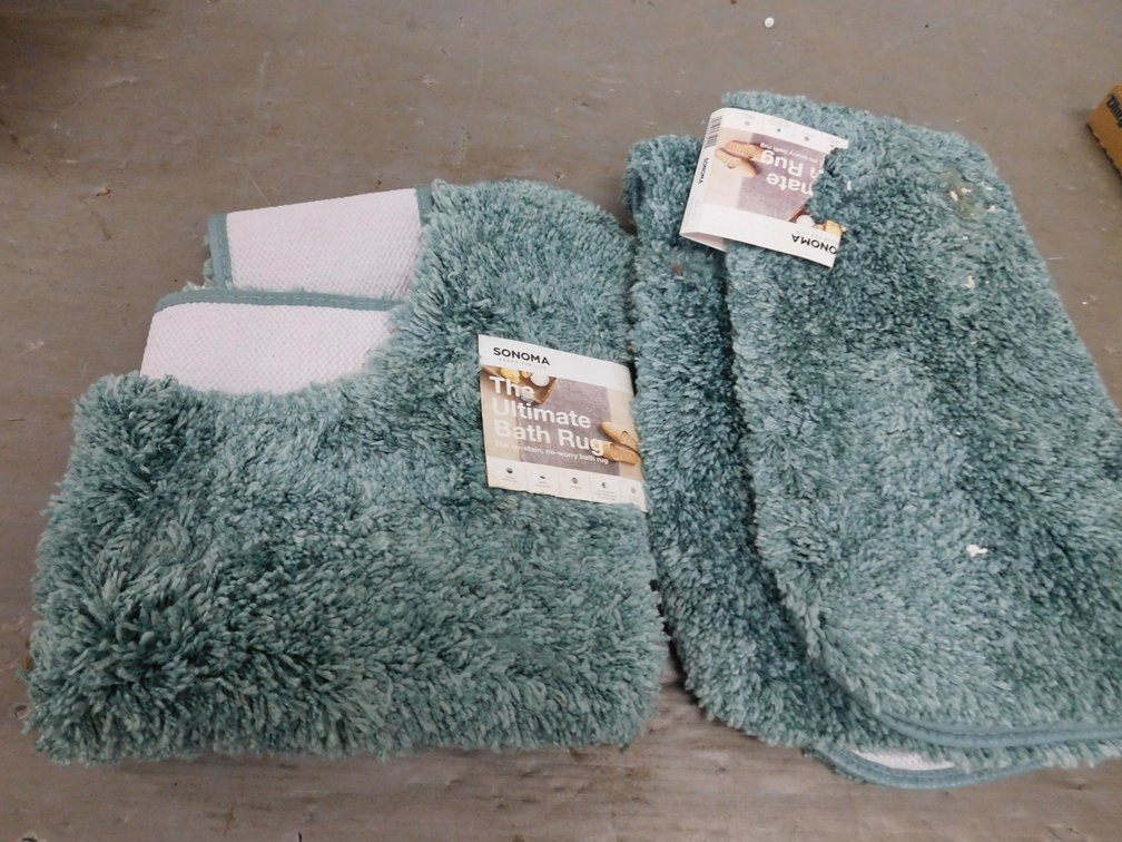 Sonoma Ultimate Bath Rug, New with Tags