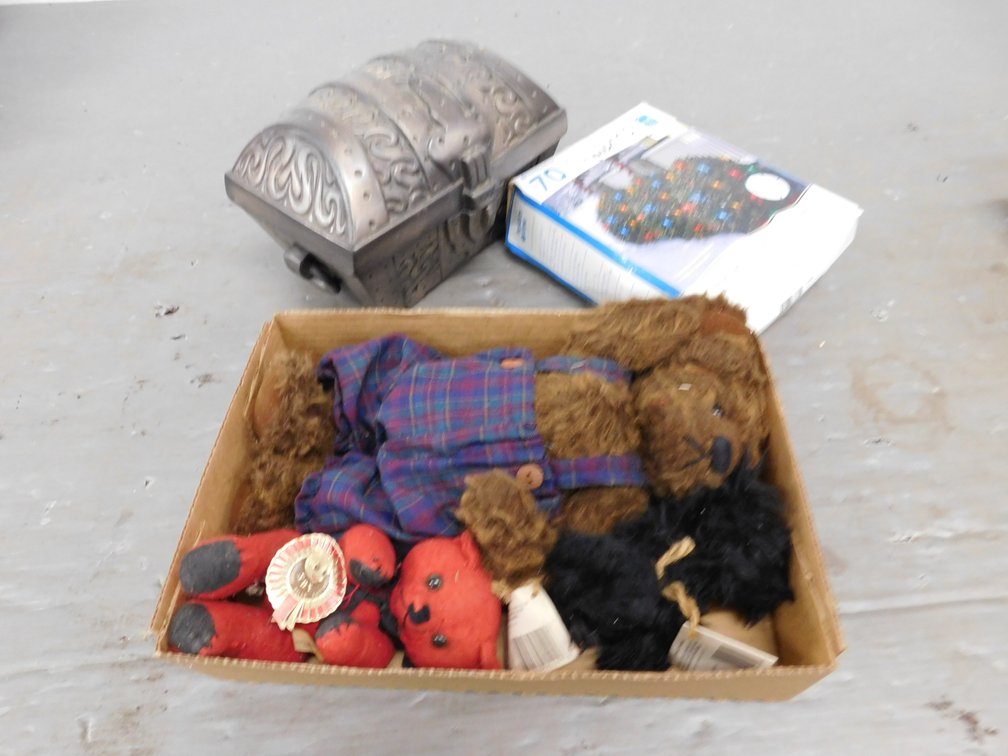 Net Lights, Bears, Ceramic Decorative Chest
