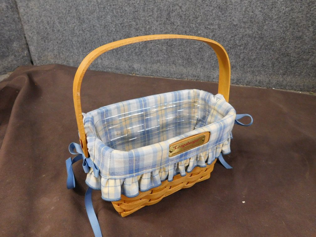 1998 Longaberger Dresden tour Basket with Liner, Protector 7 1/2" x 4" x 4 1/2"