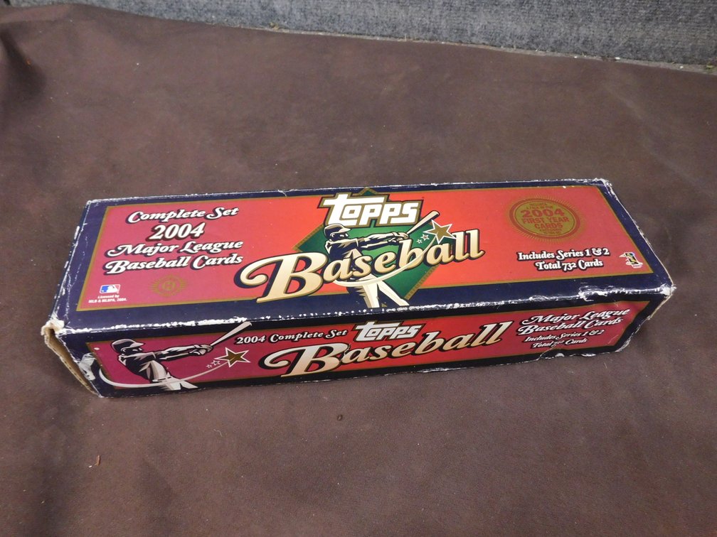 2004 Topps Baseball Cards, Box has Been Opened