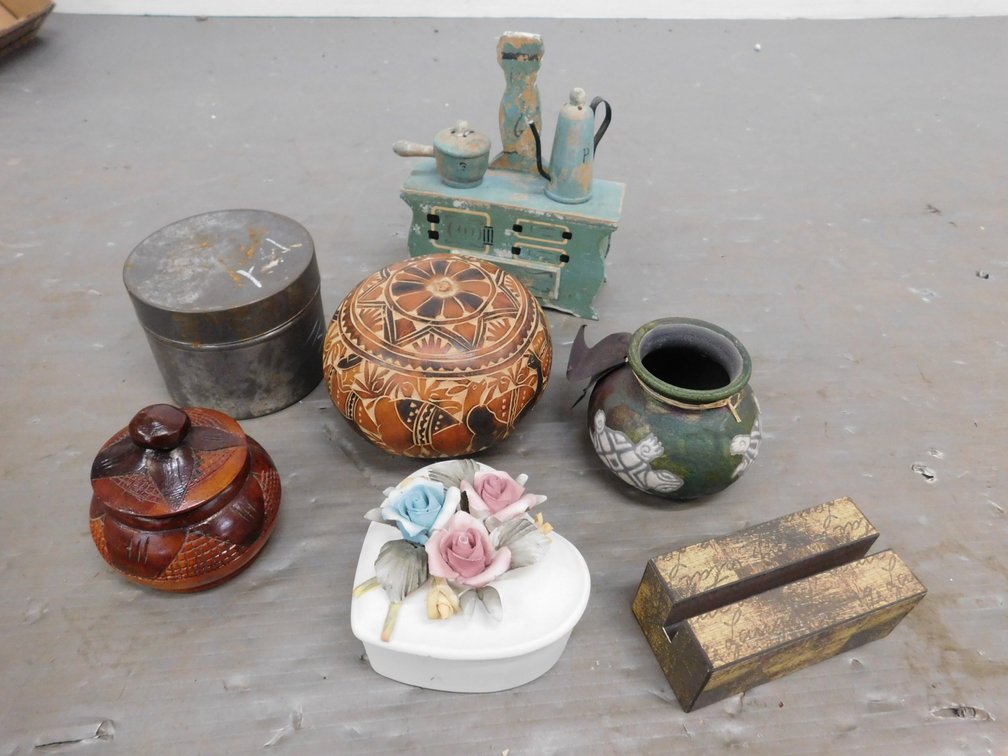 Salt Pepper Shaker, Trinket Boxes, Carved Gourd etc.