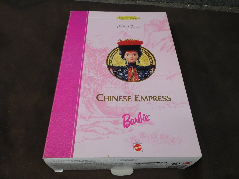 Collectors Edition The Great Eras Chinese Empress Barbie Mattel 16708, Has been Opened