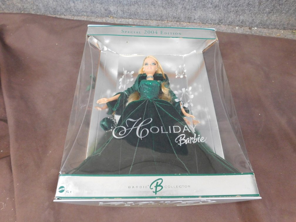 Special 2004 Edition Holiday Barbie Mattel B5848