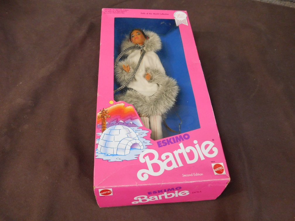 Eskimo Barbie Second Edition Mattel 9844, Has been Opened