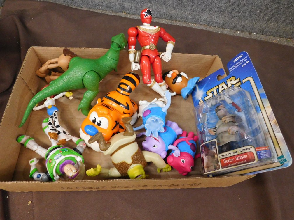Star Wars Dexter Jettster, Toy Story Action Figures etc.