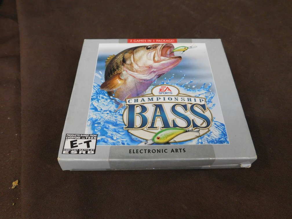 2 PC Computer Games, Deer Hunt Challenge, Championship Bass