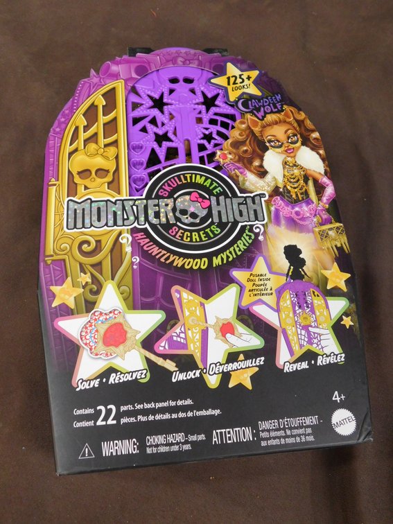 2024 Monster High Skulltimate Secrets Hauntlywood Mysteries Doll, New in Package
