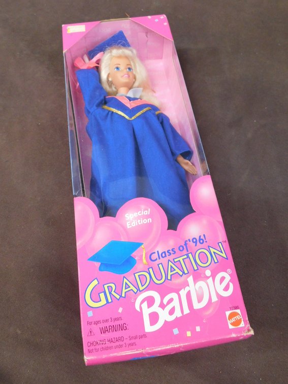1996 Graduation Barbie Mattel 15585