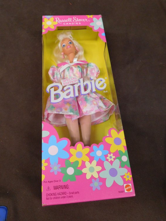 Russell Stover Candies Special Edition Barbie Mattel 16351