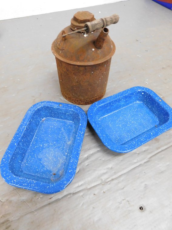 Graniteware Pans, Small Gas Can