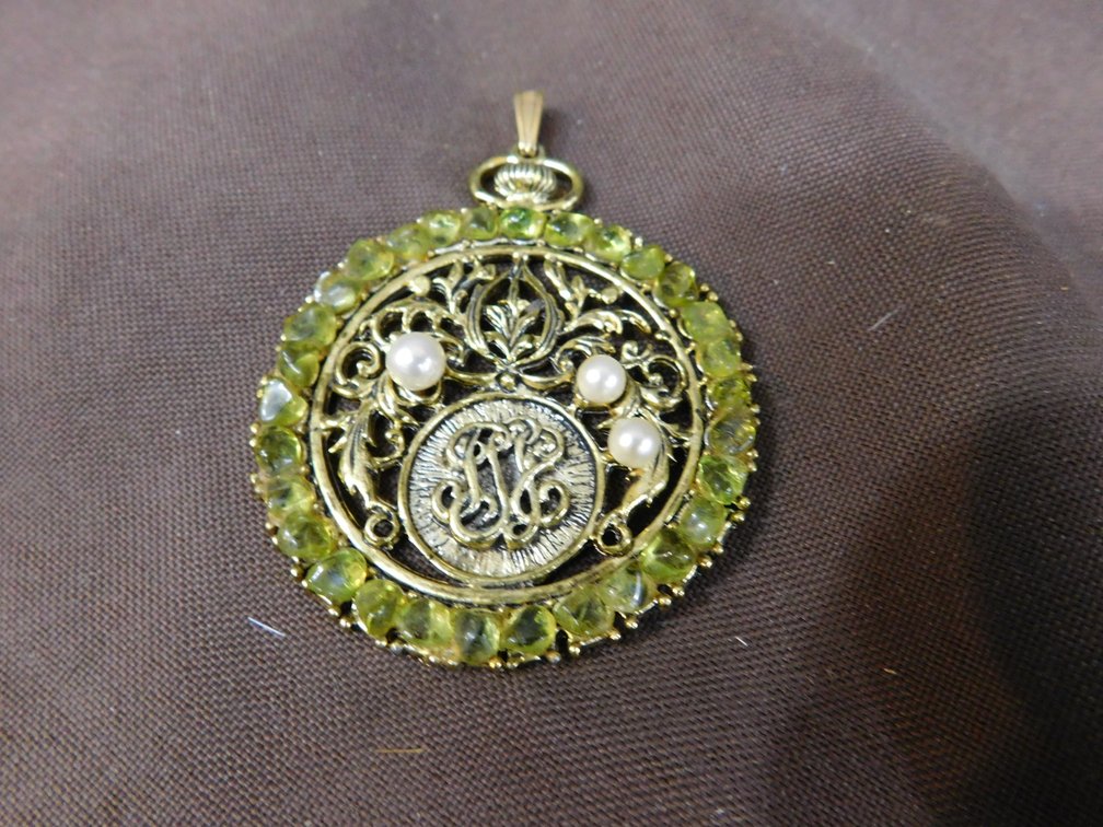 Necklace Pendant 30 Tanzanite Stones, Please Preview