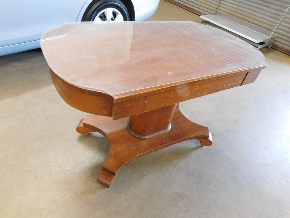 Table 48" x 26" x 30"