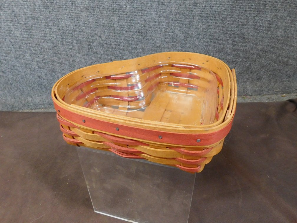 1999 Longaberger Heart Basket with Protector 9" x 7" x 2 3/4"