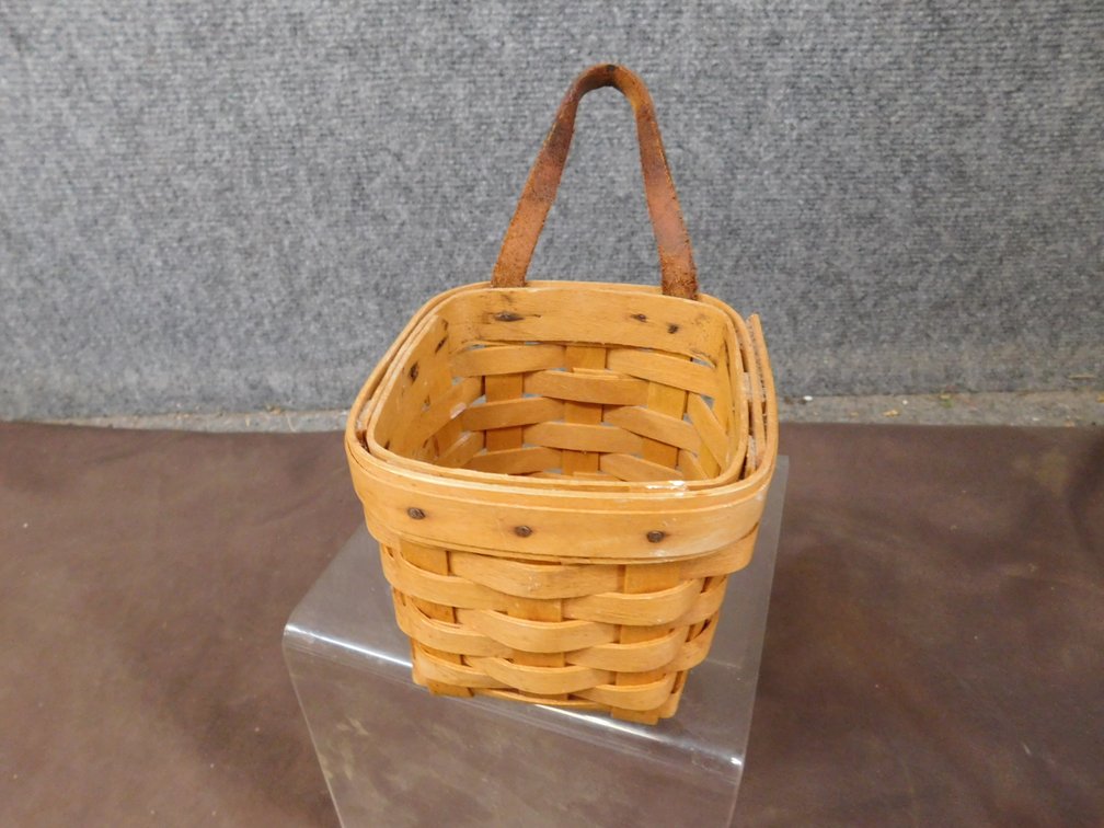 1998 Longaberger Basket 4" x 4" x 3 3/4"