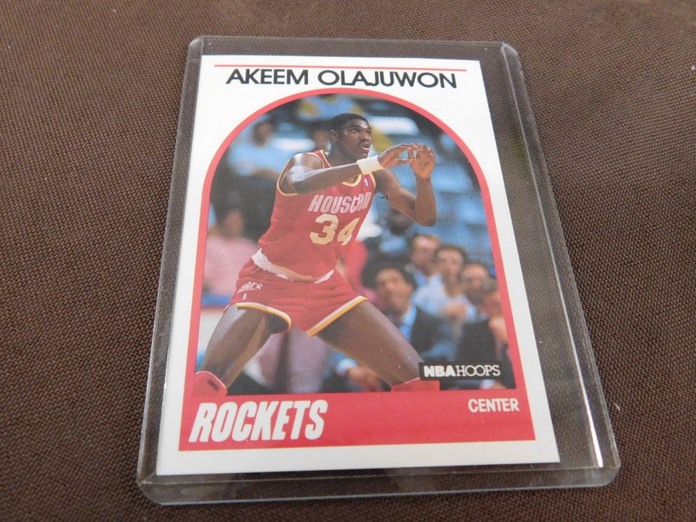 1989 NBA Properties Akeem Olajuwon Card No. 180