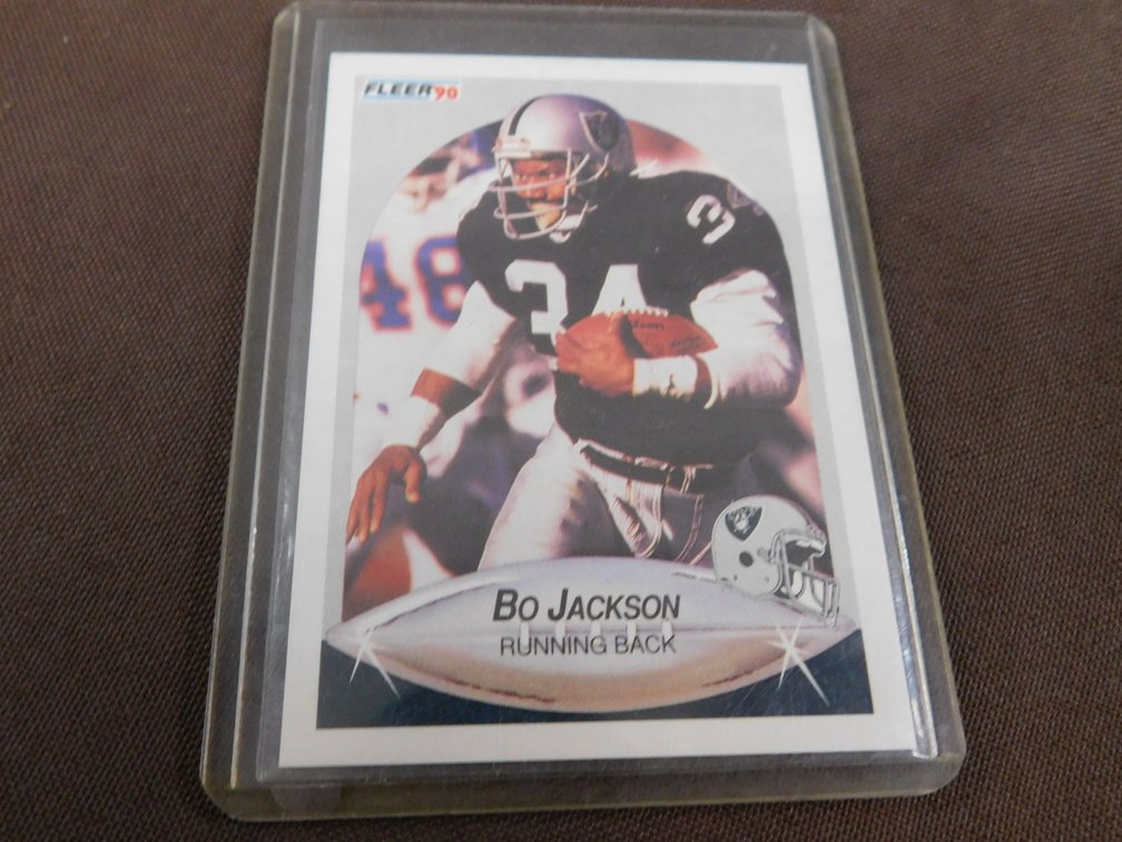 1990 Fleer Bo Jackson Card No. 256