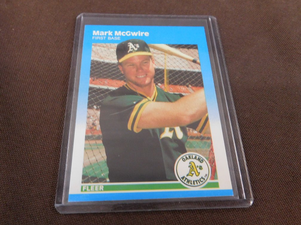 1987 Fleer Mark McGwire Card No. U-76