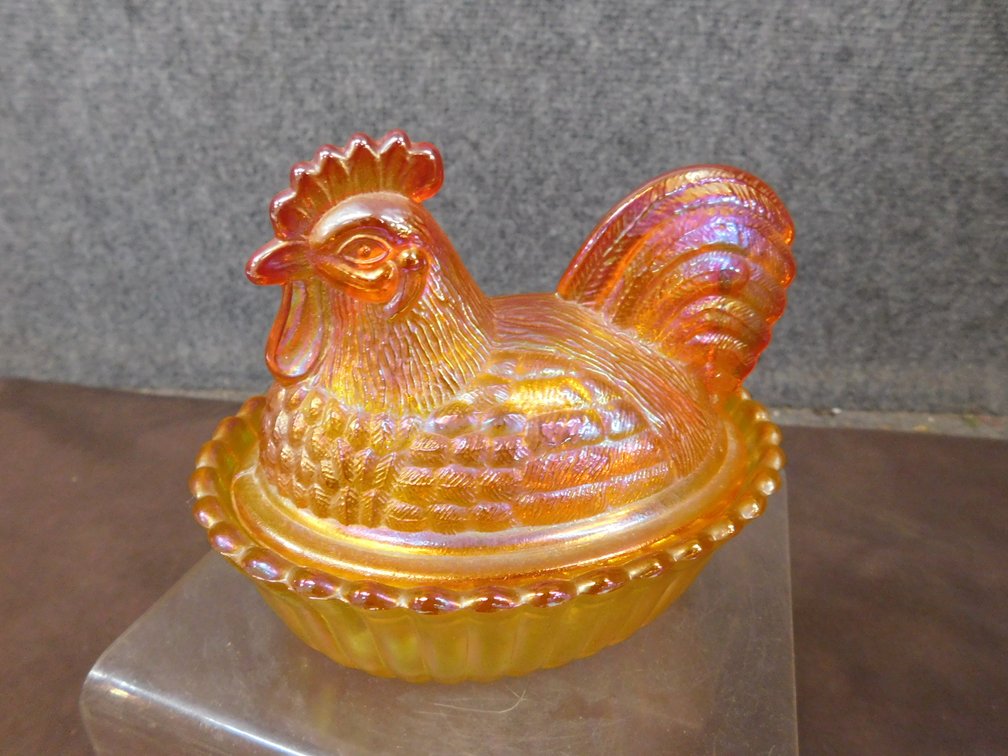 Vintage West Moreland Carnival Glass Hen on Nest 5 1/2" L