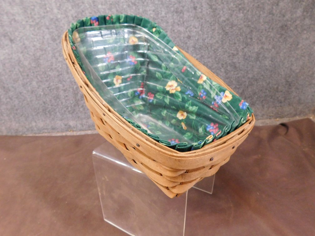1983 Longaberger Basket with Liner, Protector 6 1/2" x 10" x 6 1/2"