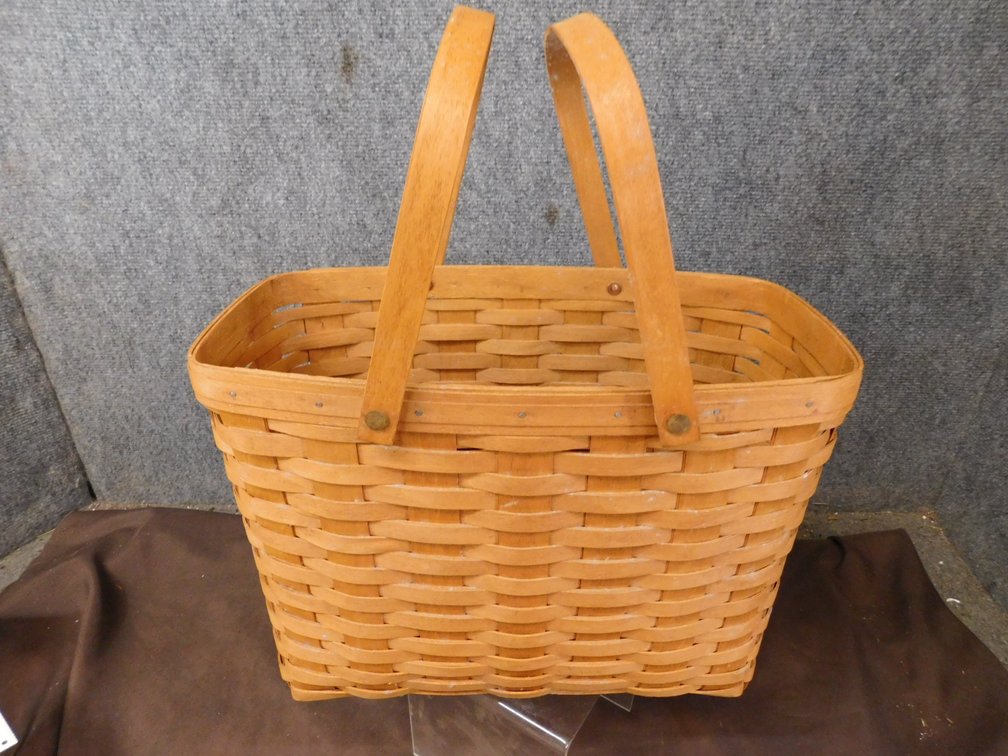 1993 Longaberger Basket 15 1/2" x 8 1/2" x 11"