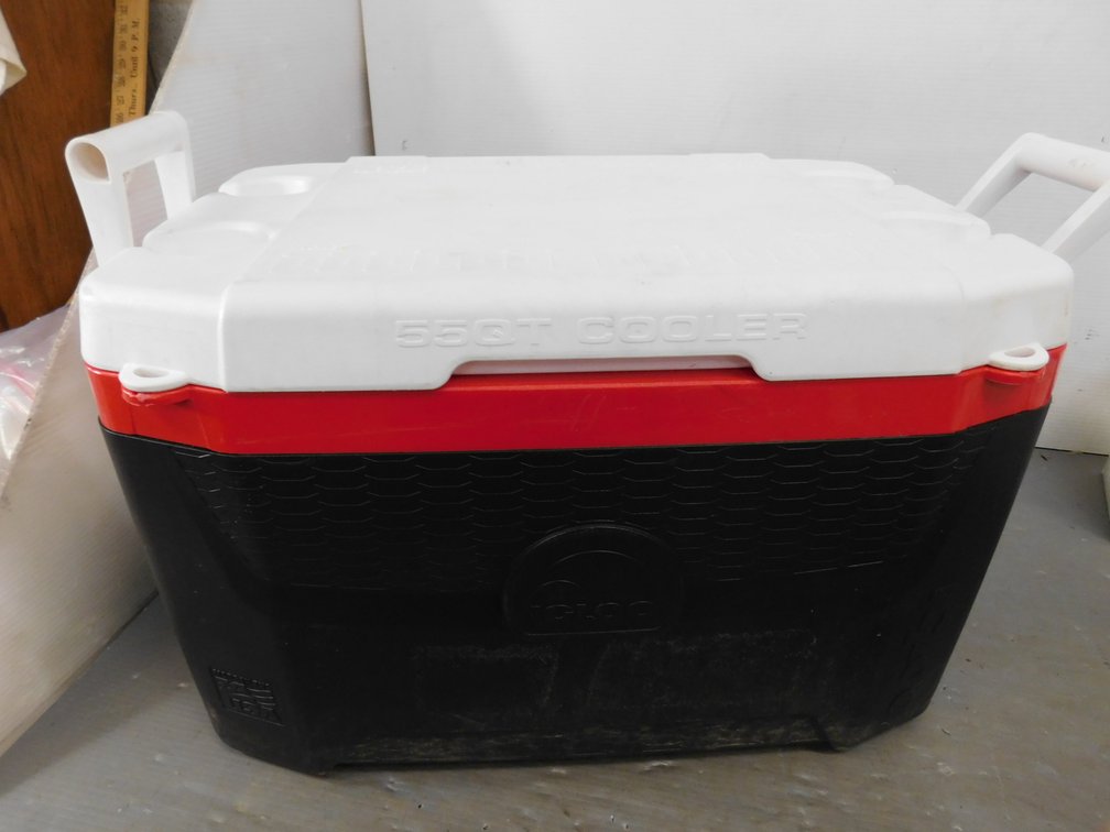 Igloo Cooler 55 Qt Cooler