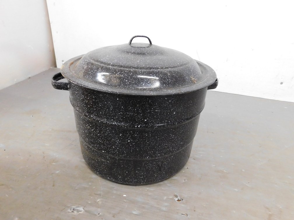 Graniteware Stock Pot