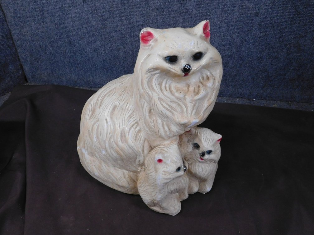Chalkware Cat 13" T